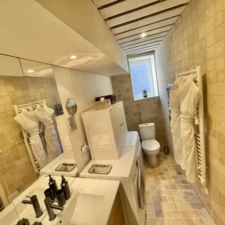 Lägenhet Grand Cru, Au Centre Medieval De Beaune (Cote d'Or)