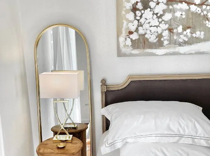 Grand Cru, Au Centre Medieval De